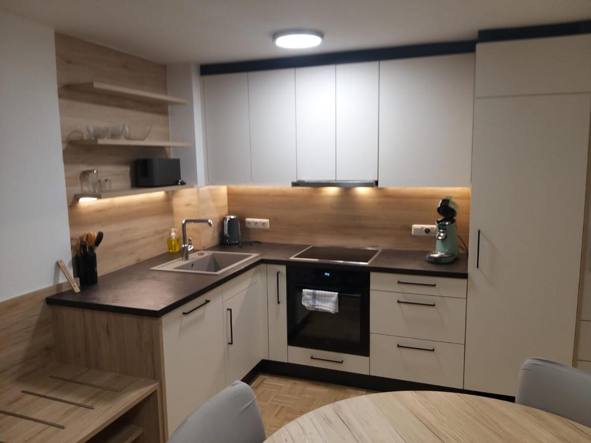 Modern Apartment, Full Kitchen, For 6 Gmunden Zewnętrze zdjęcie